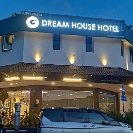 Dream House Hotel Skudai Extérieur photo